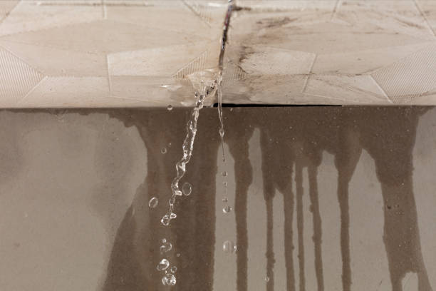 Professional Water Extraction technician working in Slick, OK